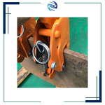 Metal Plate Lifting Clamp Factory - Heavy-Duty Serrated Hardened Steel Pads Industrial Assembly Safe