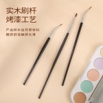 非常精细的平头遮瑕眼线刷与舒适的处理细节眼妆