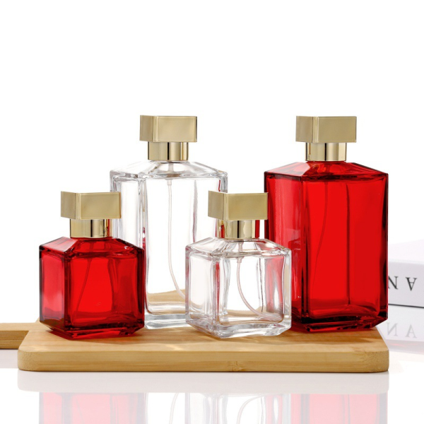 Factory Wholesale High-End Crystal White Glass Perfume Bottles 75/200ML Bayonet Continuous Spray Large Capacity Glass Vessels