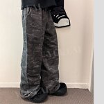 Men's Sweatpants Manufacturer - OEM/ODM Custom Logo Men's Embroidery Wide Leg Sweatpants Digital Camouflage Distressed