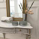 Gold Cosmetic Aluminum Jar Manufacturer - OEM/ODM Custom 60g Skin Care Cream in Gold Cosmetic Aluminum Jar with Lid