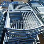 Hay Feeder Barn House Gate Factory - OEM/ODM Custom Free Steel Grids Hay Feeder Barn House Gate Horse Stables