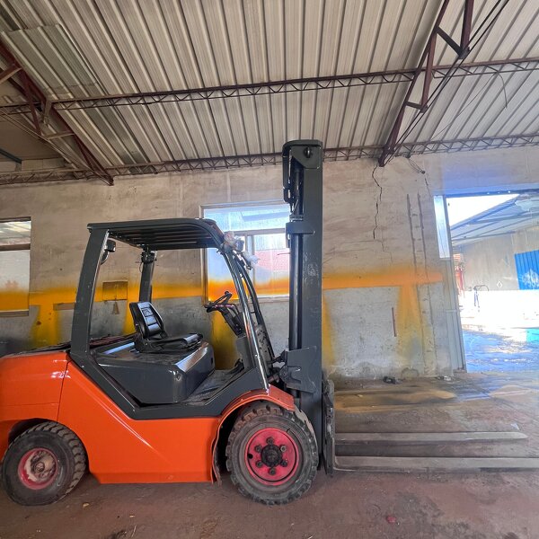 Diesel Forklift Manufacturer - 4WD Heavy Duty 2.5-3.5 Ton for Sale Cheap