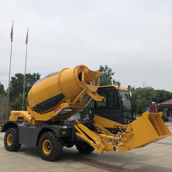 Mobile Concrete Mixer Truck Factory - 3.6m Self Loading with YUNNEI Engine 4x4 Drive