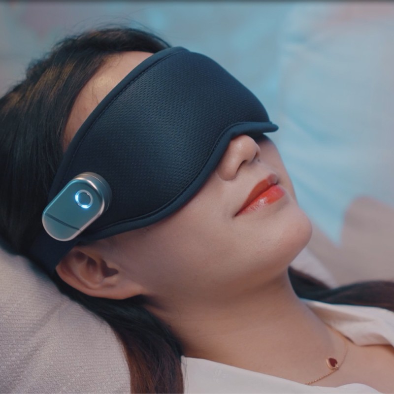 2025 New Product Ideas Portable Intelligent Eye Relax Massager Pain Relief Vibration Heating Air Pressure Targeting Dark Circles