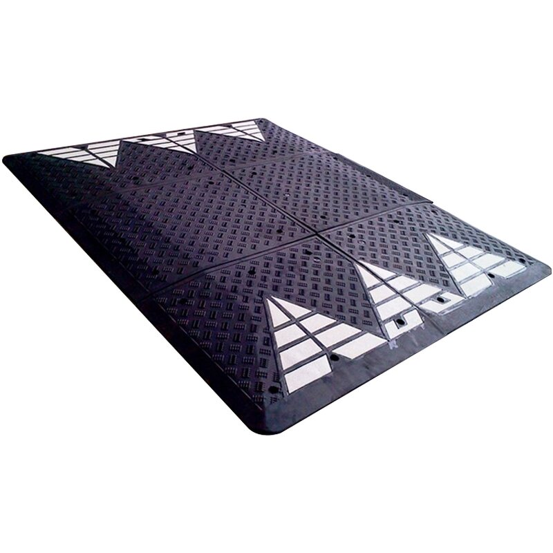 Speed Bump Supplier - Red Black Rubber Road Cushion
