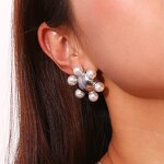 Pearl Stud Earrings Manufacturer - Vintage Flower Earrings