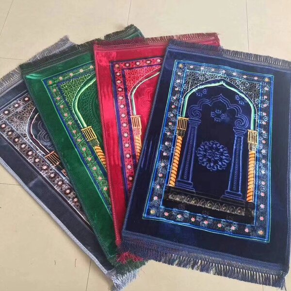 Prayer Mat Factory - Wholesale Islamic Prayer Rugs