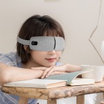 易思升级智能眼按摩器，带热和音乐的便携式无线家庭/办公室，缓解眼睛疲劳，改善睡眠