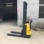 All Electric Walking Forklift Manufacturer - 1 to 1.5 Ton Pallet Stacker