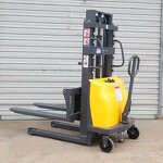 Electric Stacker Factory - 1 to 2 Ton Power Reach Stacker Forklift