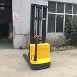 All Electric Walking Forklift Manufacturer - 1 to 1.5 Ton Pallet Stacker