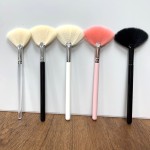 化妆品刷厂家 - 可定制面部涂抹器扇形刷