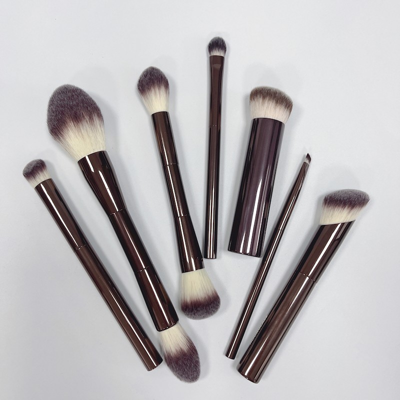 Tanner Brush Manufacturer - Small Travel Sunscreen Applicator Brush