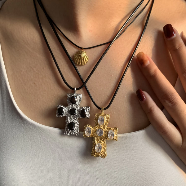 Vintage Waterproof Cross Necklace Manufacturer - Stainless Steel Zircon Chunky Pendant