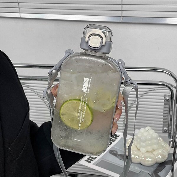 Sports Water Bottle Factory - OEM Portable Square Plastic Bottle