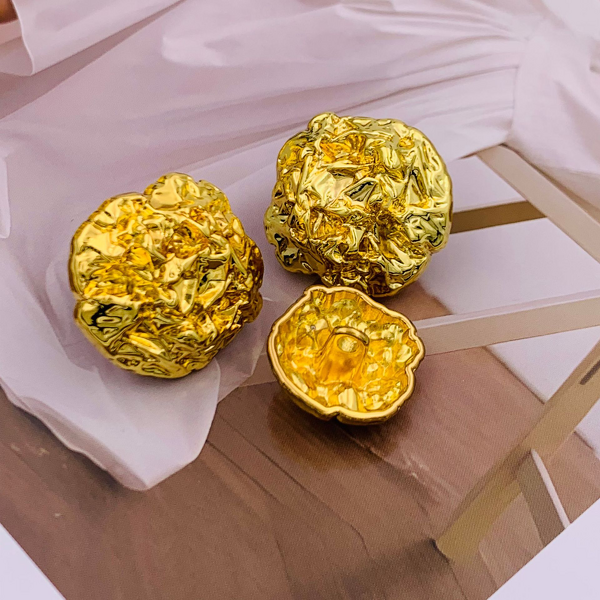 Metal Button Factory - OEM Stone-Like Wrinkled Cardigan Button