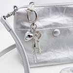 Keychain Factory - Metal Silver Heart Lock Bow Keychain Retro