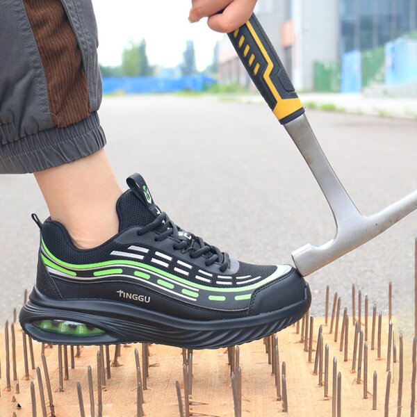 Safety Shoes Supplier - Men's 10KV Insulated Plastic Toe Sport PU