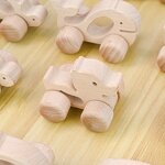 Wooden Toys Factory - OEM Beech Wood Push Train 16Type