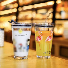 Children's Cups Manufacturer - Red Cartoon Glass Straw Cup Stainless Lid