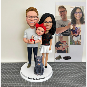 Bobbleheads Factory - Custom Family Figurines With Pet Cat Three Piece