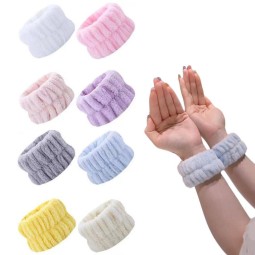 Spa Wristband Factory - Landora Coral Fleece Face Wash Bracelet
