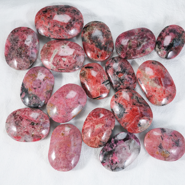 Palm Stone Factory - Hot Sale Black Rhodonite Reiki Crystal