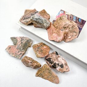 Rhodonite Raw Stone Manufacturer - Wholesale Natural Peru Stone