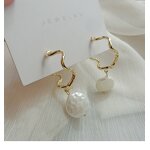 Freshwater Pearl Earrings Manufacturer - Real Gold Plated Irregular