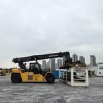 Reach Stacker Manufacturer - OEM 45 Ton Electric Port Crane Custom
