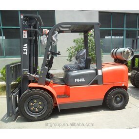 LPG Forklift Manufacturer - OEM 8000lb Triple Mast Pneumatic