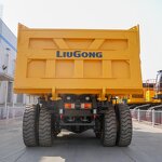 Dump Truck Factory - OEM Safety Stability Brake Sprinkler