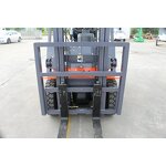 Diesel Forklift Truck Manufacturer - OEM 2.0 2.5 Ton Container Mast