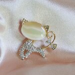 Brooch Pins Factory - All-Match Gem Tassel Chain Alloy Brooch