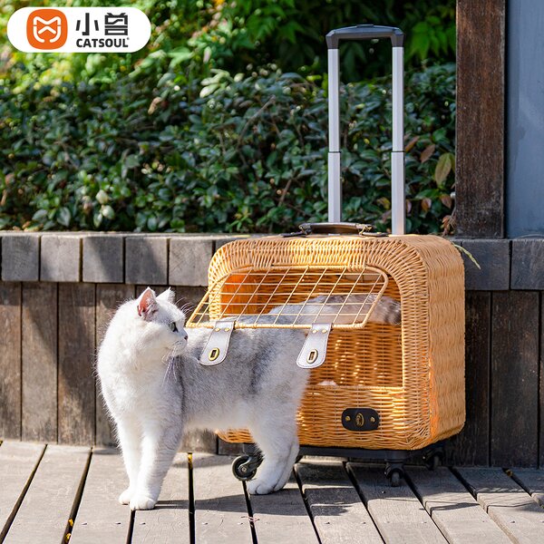 Pet Carrier Bag Factory - Handmade Rattan Weaving Travel Trolley