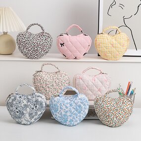 Cosmetic Pouch Factory - New Arrival Women's Quilted Letter Pattern