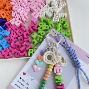 Beads Factory - Acrylic Alphabet 3d Letter Beads DIY Jewelry Making
