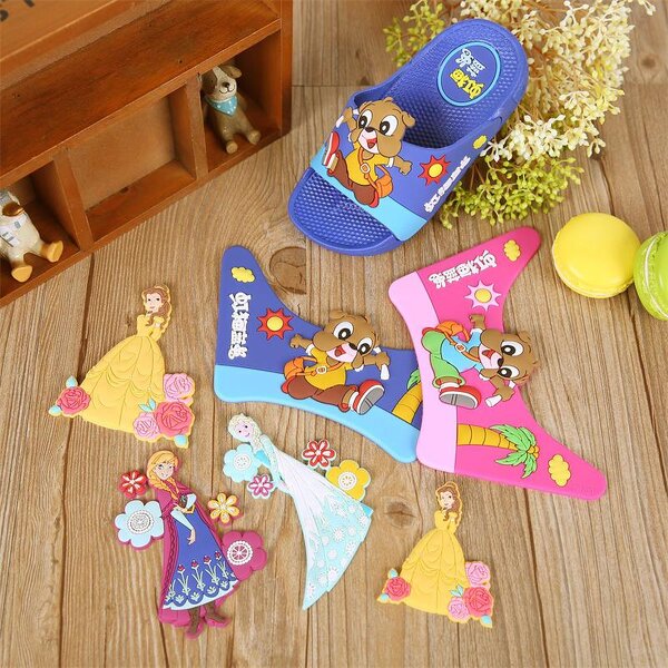 Shoe Logo Manufacturer - OEM/ODM Custom PVC Soft Rubber Slipper Trademark