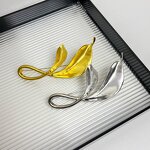 Tulip Brooch Manufacturer - Custom Atmospheric Runway Design