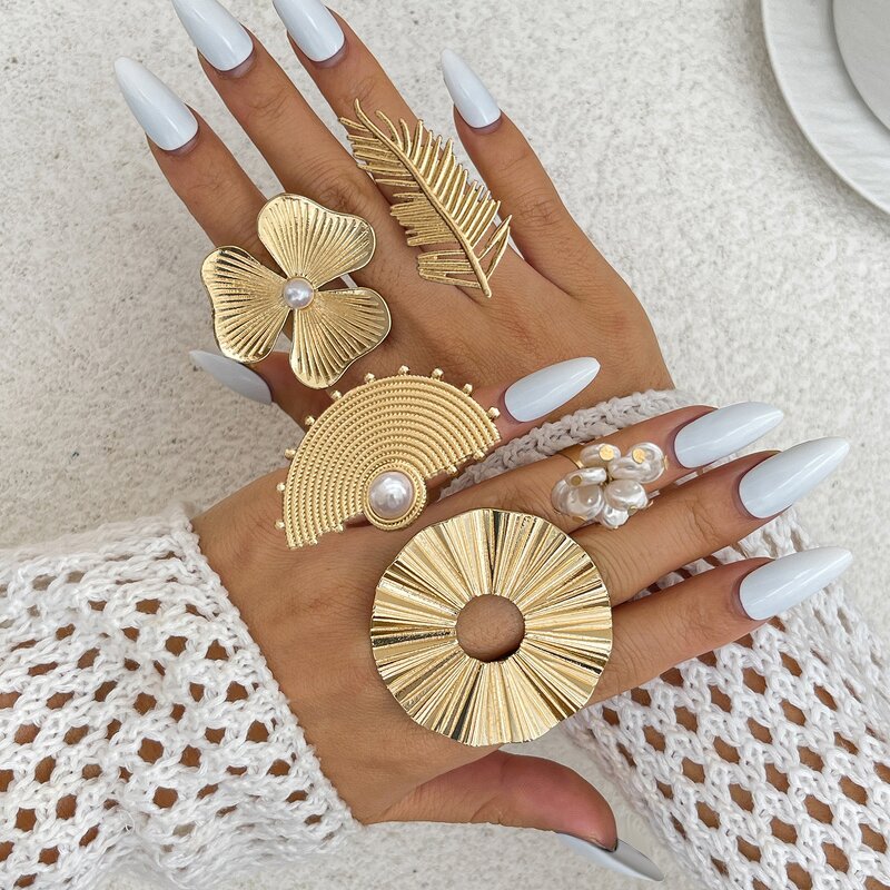 Metal Ring Supplier - Custom European Pleated Feather