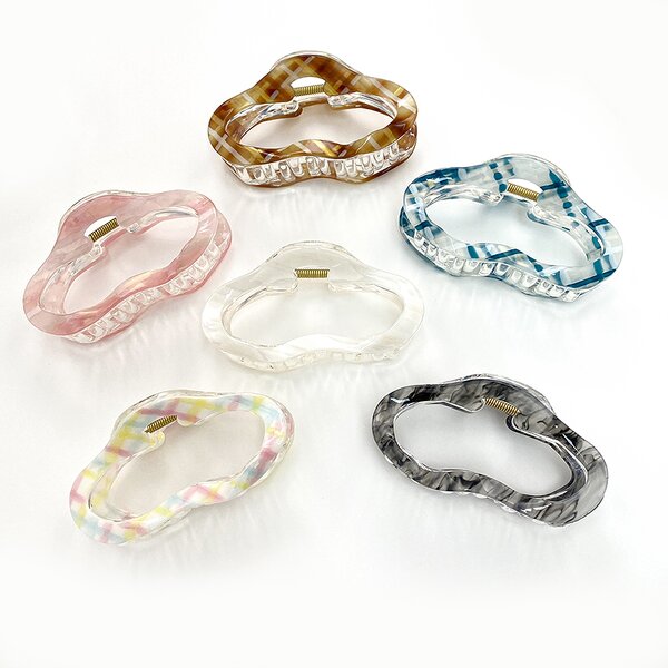 Hair Clips Supplier - Korean Geometric Gradient Shark