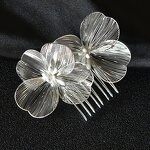 Hair Comb Supplier - Custom Silver Alloy White Floral