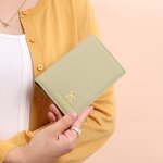 Passport Holder Manufacturer - OEM/ODM Custom First Layer Cowhide Fashionable Holder