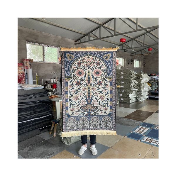 Prayer Mat Manufacturer - OEM/ODM Custom Arab Muslim Plush Jacquard Carpet