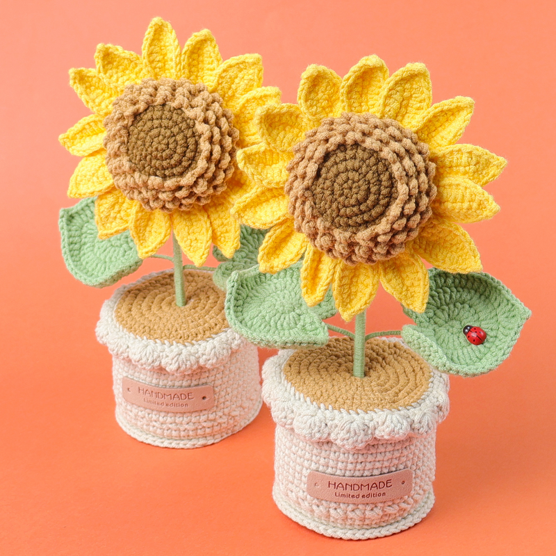Crochet Plant Manufacturer - OEM/ODM Custom Wool Potted Sunflower Ornament