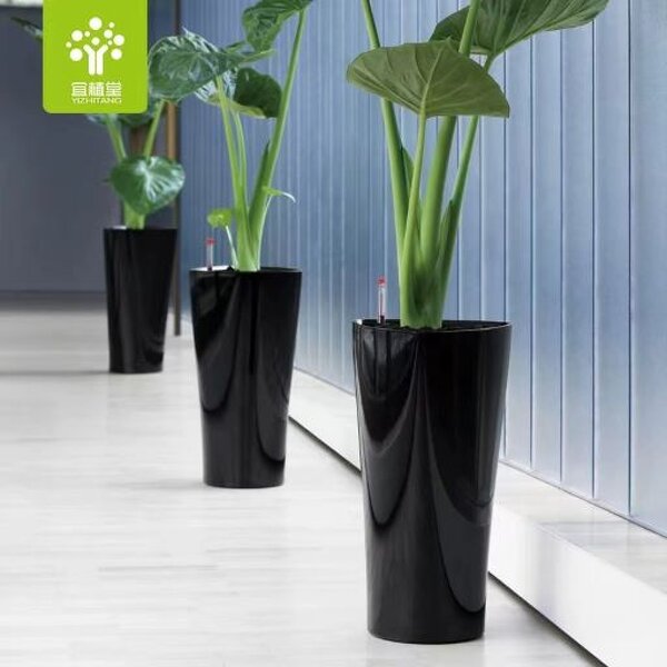 Self Watering Pot Manufacturer - OEM/ODM Custom Triangle Plastic Flower Pot