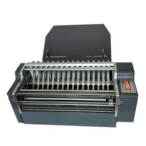 Sheet Label Cutter Supplier - A3 Size Auto Feeding Laminated Sticker