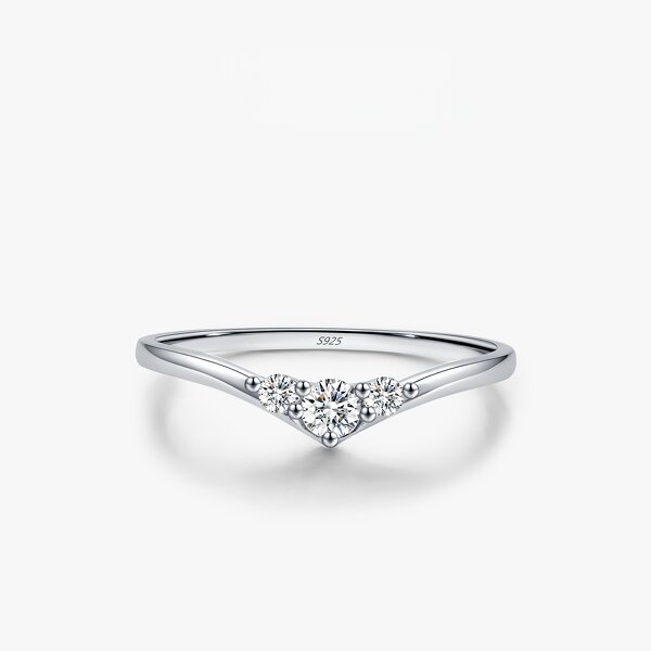 Arrowhead Ring Manufacturer - OEM/ODM Custom 925 Silver Shiny Moissanite