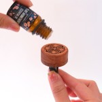 车载香薰扩散器工厂-批发木制芳香疗法夹通风口饰品